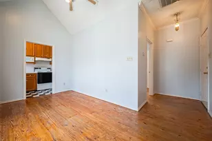 1111 Banks St, Houston, TX 77006 - Photo 12