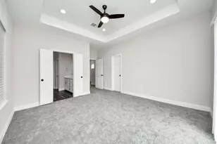 6910 J W Peavy Dr, Houston, TX 77011 - Photo 24