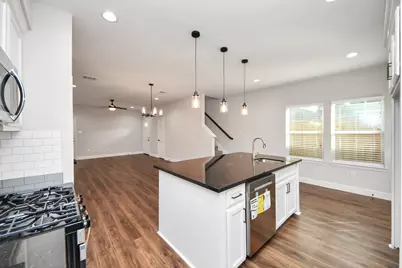 6910 J W Peavy Drive, Houston, TX 77011 - Photo 16