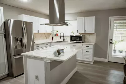 2702 Prairie Avenue, Pasadena, TX 77506 - Photo 2