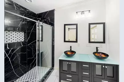 11423 Weathering Oaks Drive, Houston, TX 77066 - Photo 26