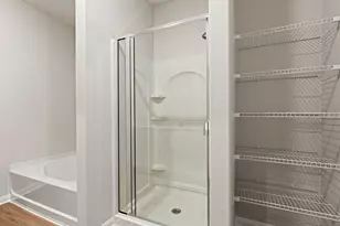 2550 Green Jasper Dr, Rosharon, TX 77583 - Photo 6