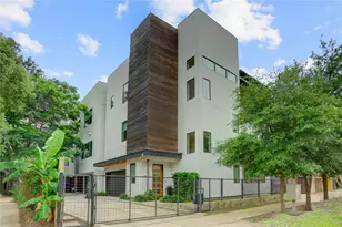 1311 Castle Ct, Houston, TX 77006 - Photo 2
