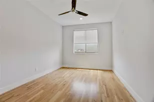1311 Castle Ct, Houston, TX 77006 - Photo 34