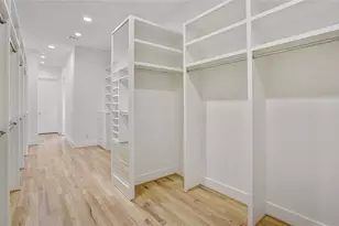 1311 Castle Ct, Houston, TX 77006 - Photo 24