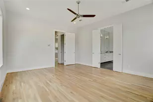 1311 Castle Ct, Houston, TX 77006 - Photo 18