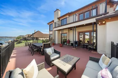 10804 Bourbon Street, Willis, TX 77318 - Photo 2