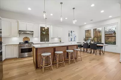 1010 W 42nd Street, Houston, TX 77018 - Photo 4