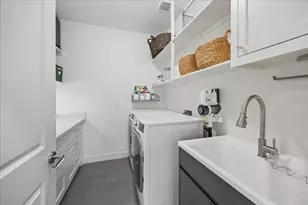 1010 W 42nd St, Houston, TX 77018 - Photo 32