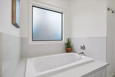 1010 W 42nd Street, Houston, TX 77018 - Photo 26