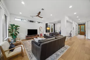 1010 W 42nd St, Houston, TX 77018 - Photo 12