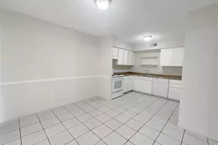 12023 Greenwood-Forest Dr, Houston, TX 77066 - Photo 6