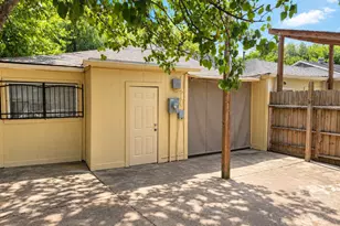 12750 Shannon Hills Dr, Houston, TX 77099 - Photo 16