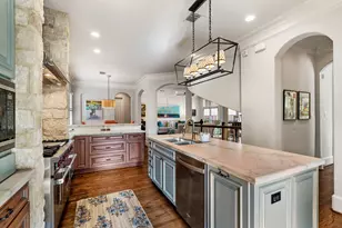 1010 Nantucket Dr, Houston, TX 77057 - Photo 24