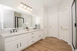 10 Heathstone Pl, The Woodlands, TX 77381 - Photo 12