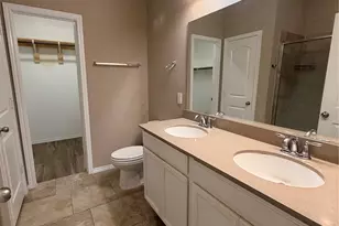 2063 Lost Timbers Dr, Conroe, TX 77304 - Photo 16