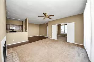 14550 Fonmeadow Dr, Houston, TX 77035 - Photo 6