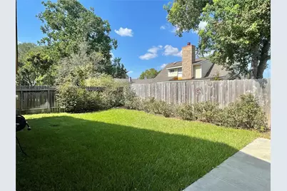 3023 Sam Houston Drive, Sugar Land, TX 77479 - Photo 32