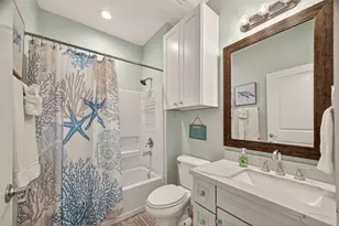 4211 Pointe W Dr, Galveston, TX 77554 - Photo 22