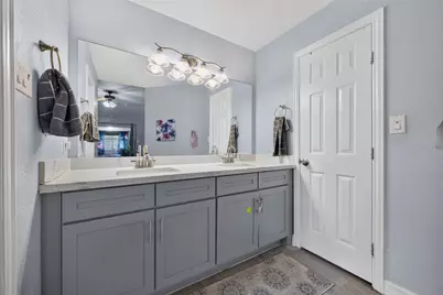 11719 Acadian Drive, Houston, TX 77099 - Photo 38