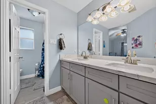 11719 Acadian Dr, Houston, TX 77099 - Photo 36