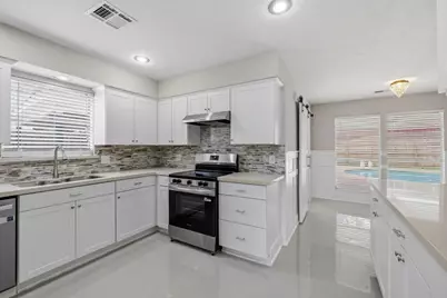 3403 Winter Lane, Baytown, TX 77521 - Photo 10