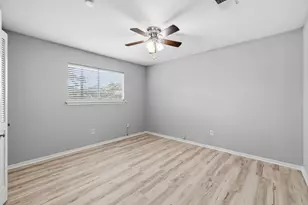 3403 Winter Ln, Baytown, TX 77521 - Photo 30