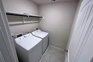 3042 Village Creek Dr, Katy, TX 77494 - Photo 14