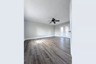 6832 Ave I #B, Houston, TX 77011 - Photo 4