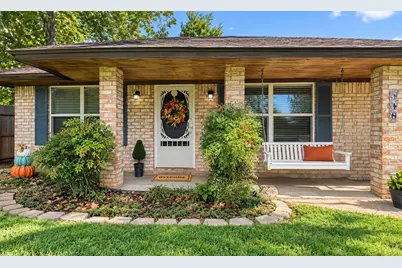 118 W Mahan Street, Richwood, TX 77531 - Photo 2
