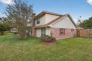 310 Pinemont Dr, Sour Lake, TX 77659 - Photo 36