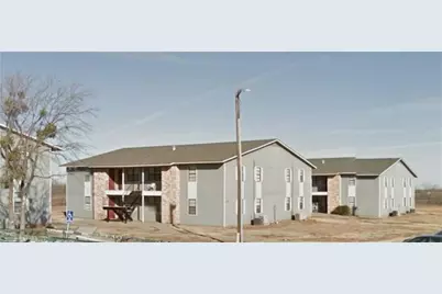 100 S Prairie Circle, Electra, TX 76360 - Photo 6