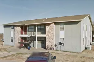 100 S Prairie Circle, Electra, TX 76360 - Photo 4