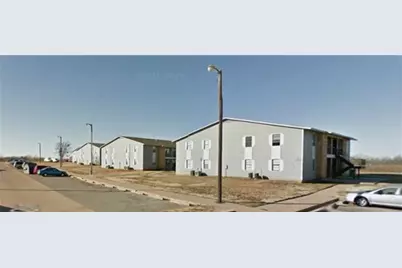 100 S Prairie Circle, Electra, TX 76360 - Photo 1