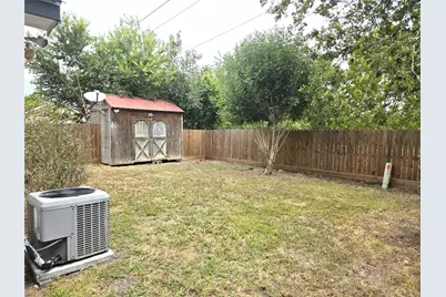 13031 Ambrose Street, Houston, TX 77045 - Photo 28