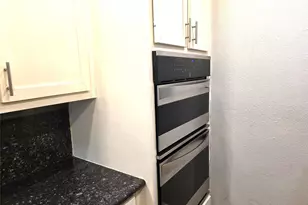 13031 Ambrose St, Houston, TX 77045 - Photo 14