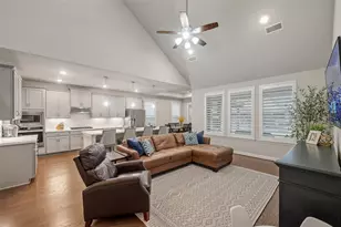 30910 Laurel Creek Ln, Conroe, TX 77385 - Photo 10