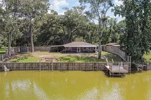 792 E Taylor Lake Cir, Livingston, TX 77351 - Photo 2