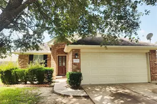 9803 Wedgeford Ct, Houston, TX 77044 - Photo 2