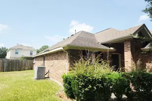 9803 Wedgeford Ct, Houston, TX 77044 - Photo 2