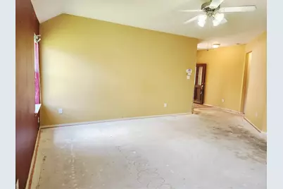 9803 Wedgeford Court, Houston, TX 77044 - Photo 12