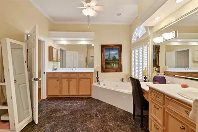 6087 Longmire Trail, Conroe, TX 77304 - Photo 14