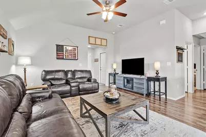 117 Dove Landing Court, Navasota, TX 77868 - Photo 8