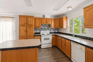 1026 Beach View, Seven Points, TX 75143 - Photo 16