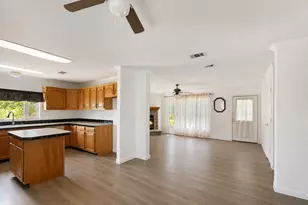 1026 Beach View, Seven Points, TX 75143 - Photo 6
