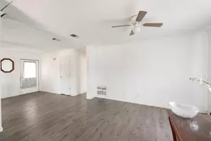 1026 Beach View, Seven Points, TX 75143 - Photo 6
