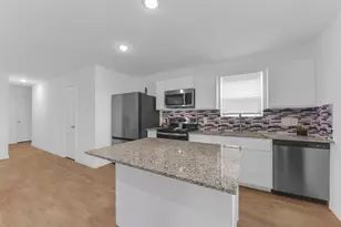 16435 Valerie Marie Pl, Conroe, TX 77306 - Photo 6