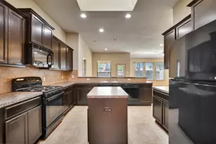 11413 W Woodmark, Conroe, TX 77304 - Photo 10