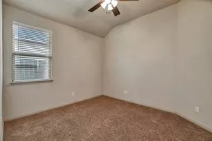 11413 W Woodmark, Conroe, TX 77304 - Photo 30