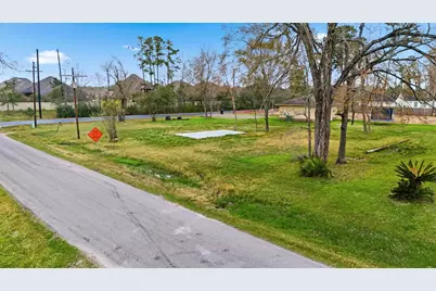 9102 Hueni Road, Houston, TX 77365 - Photo 4